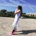 /photo/911427/娇嫩美妻 白纱荒山外拍/img_20230129_205708_1_14_small.jpg